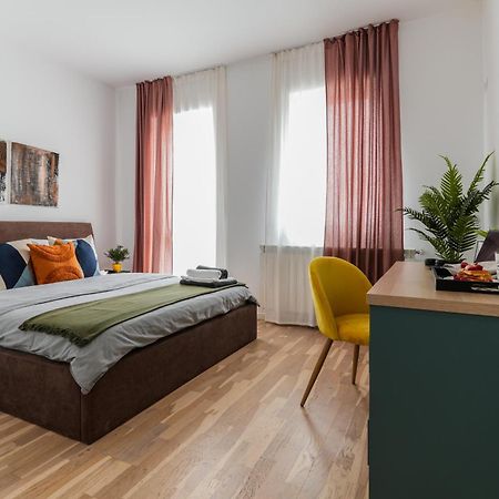 Amalia - Quiet 1Br Apartment With Parking & Wi-Fi บูคาเรสต์ ภายนอก รูปภาพ