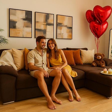 Amalia - Quiet 1Br Apartment With Parking & Wi-Fi บูคาเรสต์ ภายนอก รูปภาพ