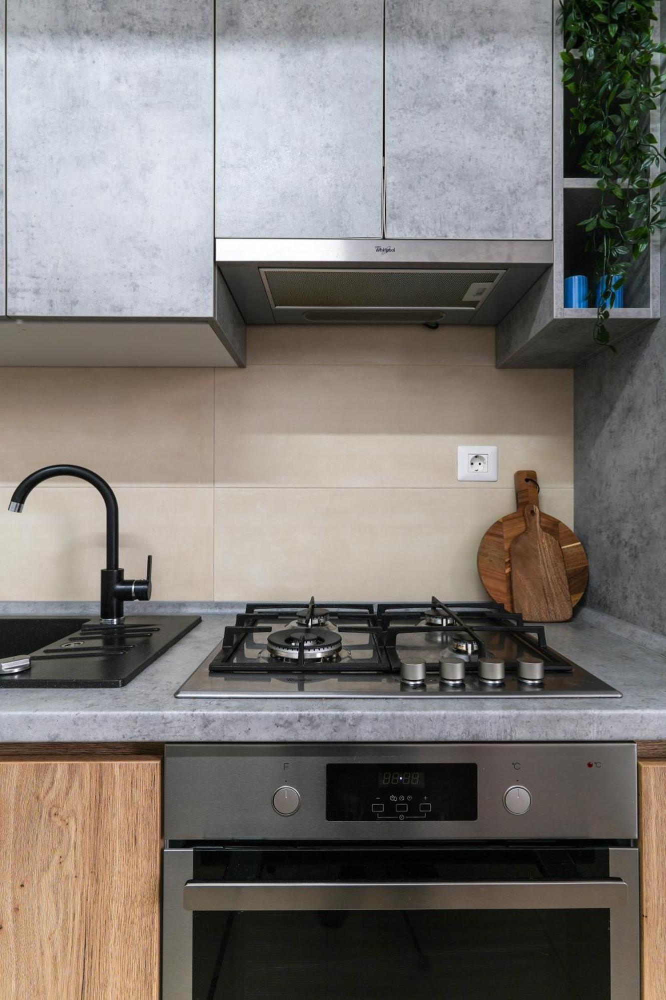 Amalia - Quiet 1Br Apartment With Parking & Wi-Fi บูคาเรสต์ ภายนอก รูปภาพ