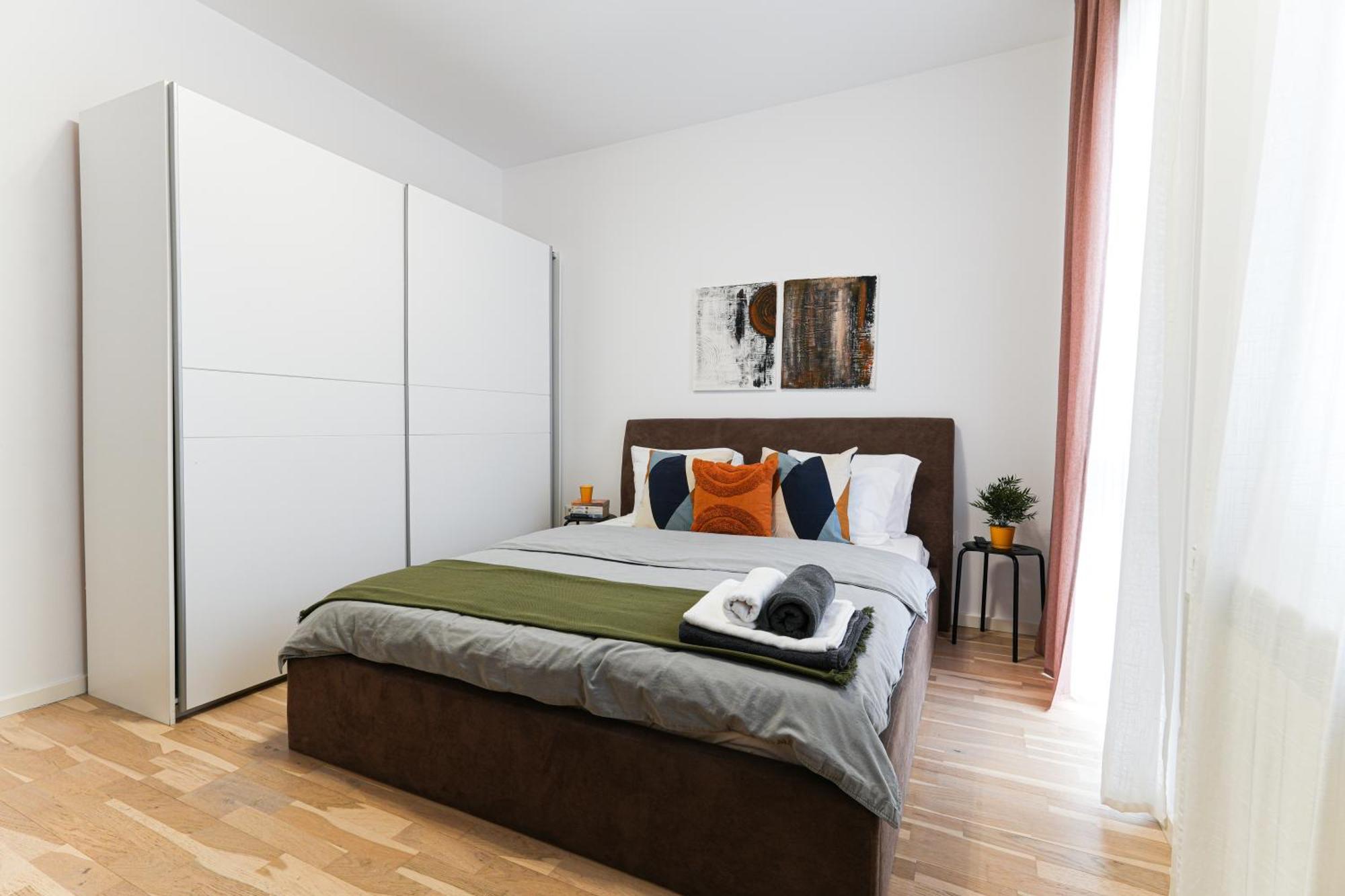 Amalia - Quiet 1Br Apartment With Parking & Wi-Fi บูคาเรสต์ ภายนอก รูปภาพ