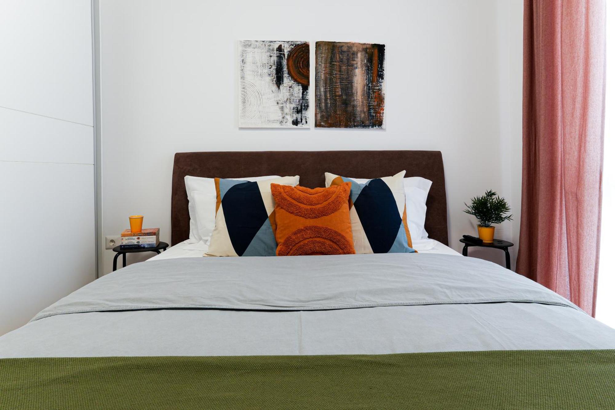 Amalia - Quiet 1Br Apartment With Parking & Wi-Fi บูคาเรสต์ ภายนอก รูปภาพ