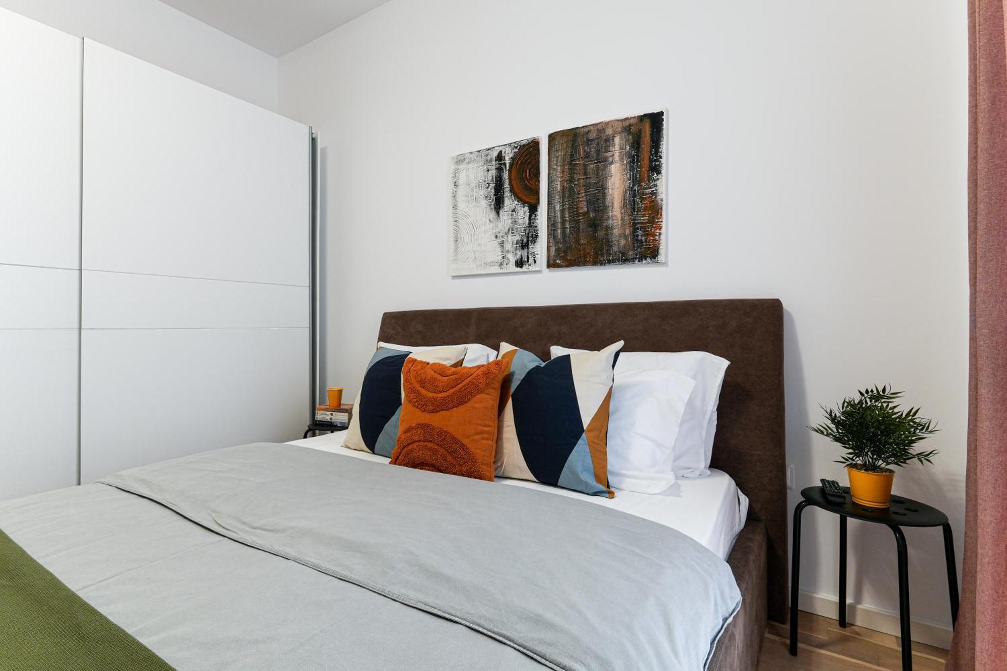 Amalia - Quiet 1Br Apartment With Parking & Wi-Fi บูคาเรสต์ ภายนอก รูปภาพ