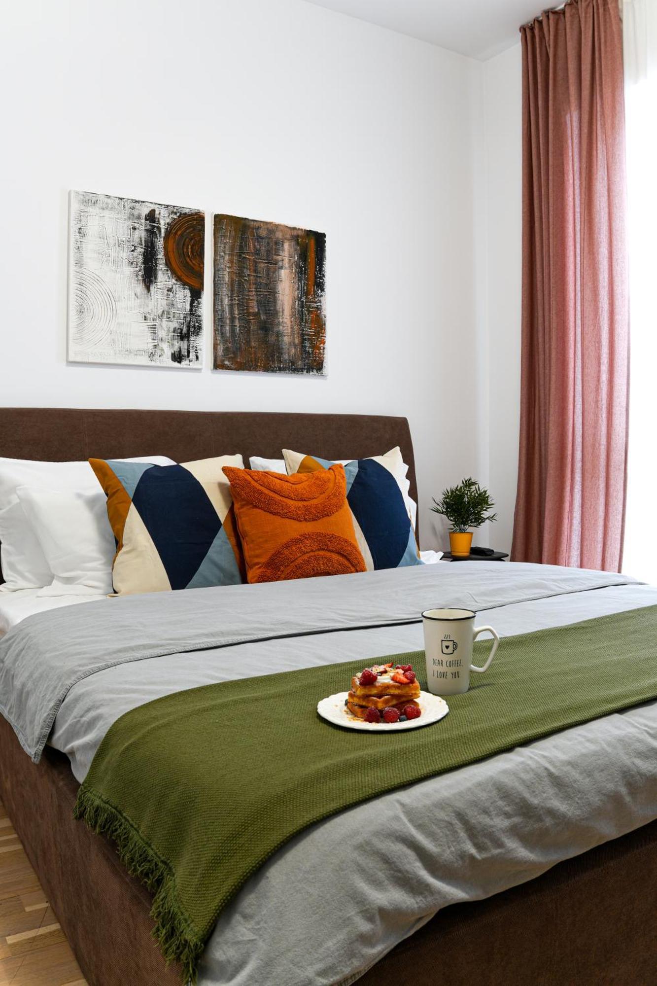 Amalia - Quiet 1Br Apartment With Parking & Wi-Fi บูคาเรสต์ ภายนอก รูปภาพ